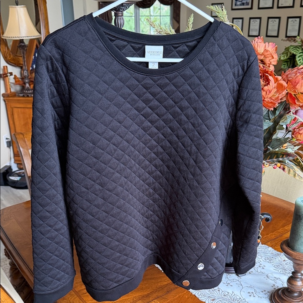 Chico's Black Quilted Sweatshirt